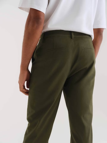 ABOUT YOU x Kevin Trapp Regular Chino Pants 'Jeremy' in Green