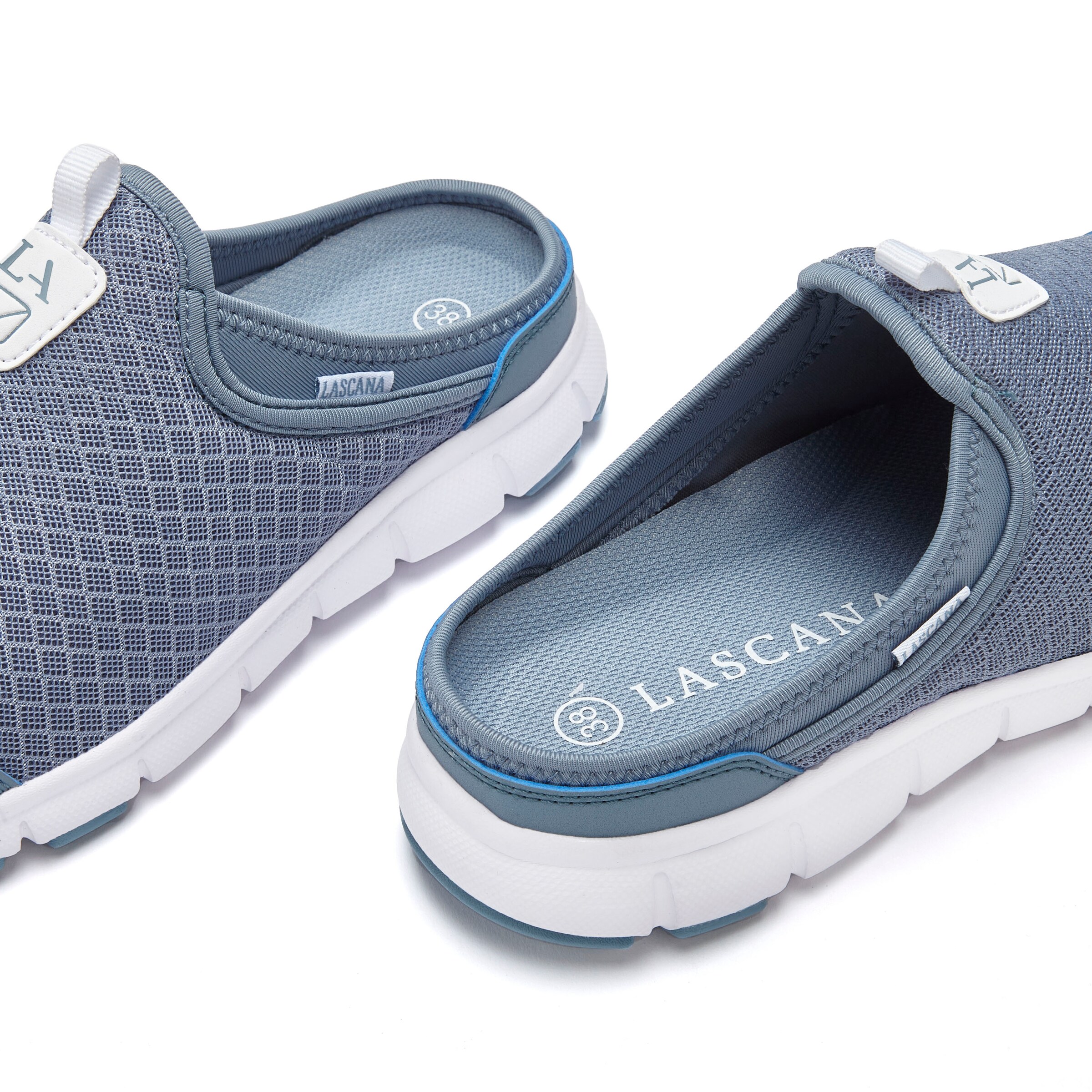 LASCANA Slip-Ons in Blue