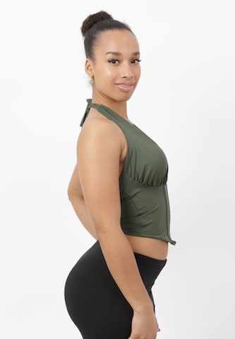 Elara Top in Grün