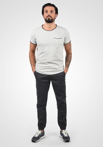 BLEND Tapered Chino trousers 'Pelini' in Grey: front