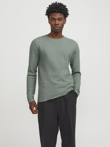 JACK & JONES Sweater in Green: front