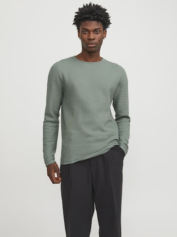 JACK & JONES Sweater in Green: front