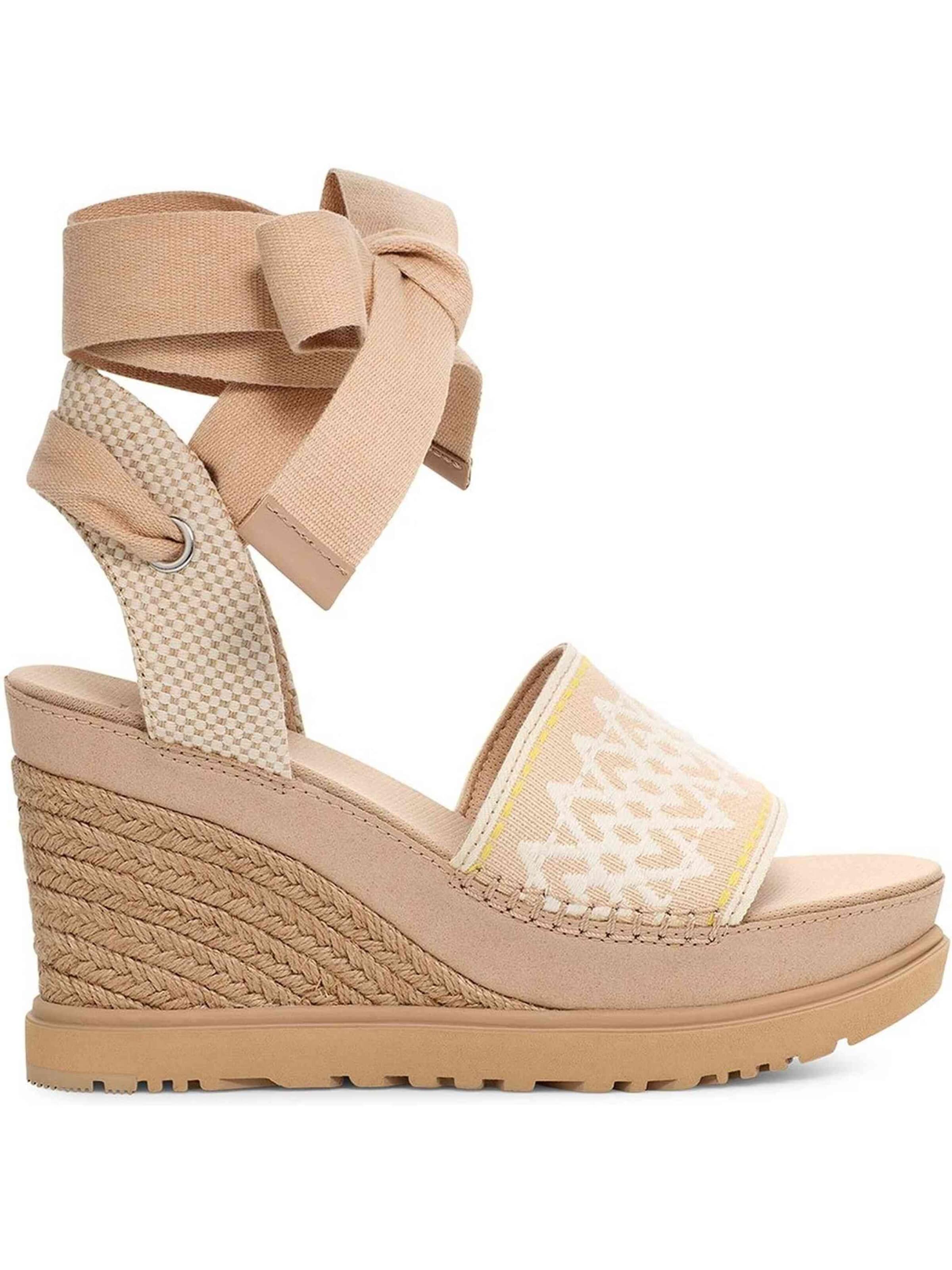 UGG - Sandalias en beige
