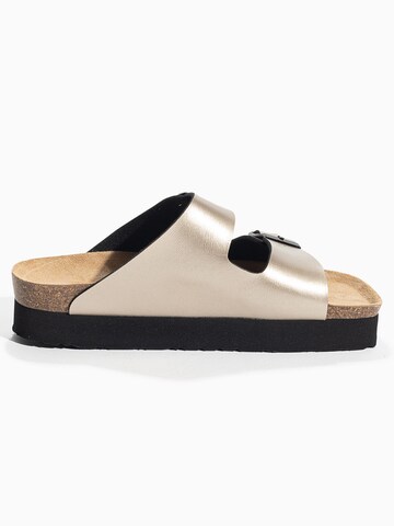 Bayton Mule 'JAPET' in Gold