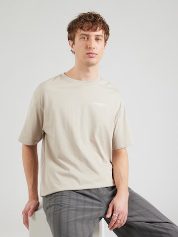 T-Shirt Calvin Klein Jeans en marron