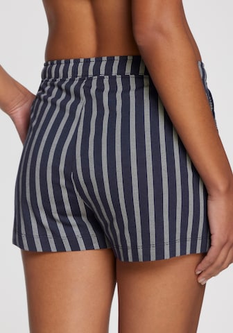 VIVANCE Pyjamashorts in Blau