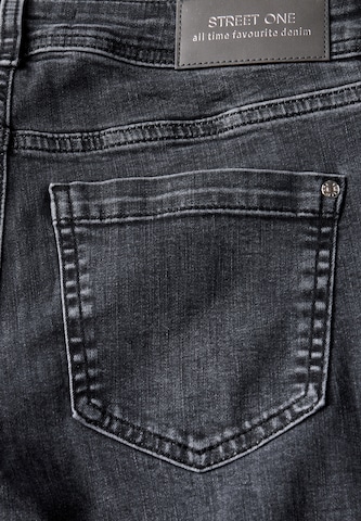 STREET ONE Regular Jeans in Grey