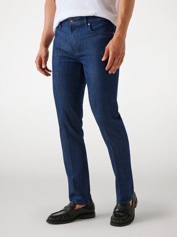GUESS Slim fit Jeans 'Finnley' in Blue: front