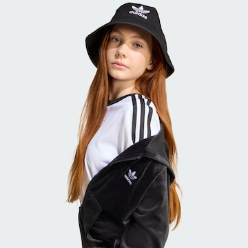 Veste de survêtement 'Essentials' ADIDAS ORIGINALS en noir