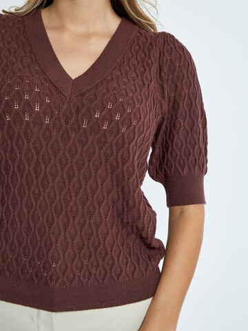 Pull-over 'Rosalia' Peppercorn en rouge