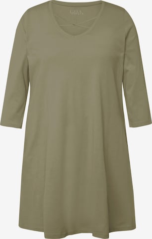 T-shirt Ulla Popken en vert : devant