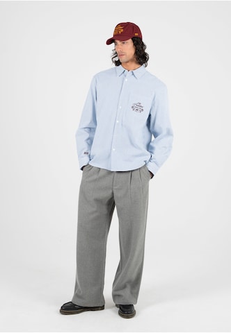 Fit confort Chemise 'Club Dress' Prohibited en bleu