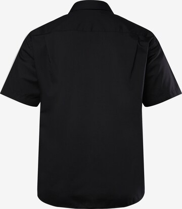 Men Plus Regular fit Button Up Shirt in Black