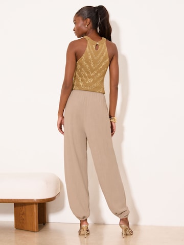 Lipsy Tapered Pants in Beige