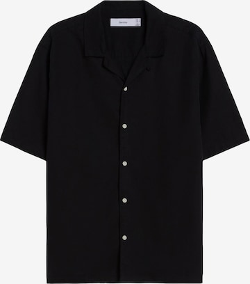 Bershka Button Up Shirt in Black: front