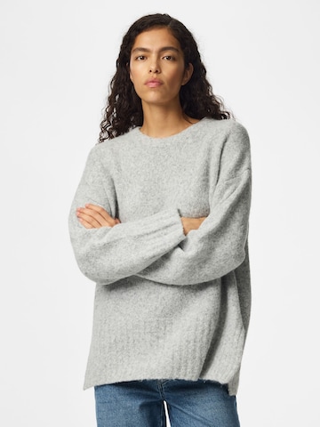 PIECES Sweater 'PCTina' in Grey: front