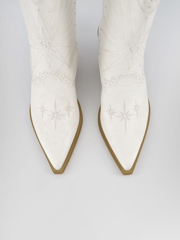 Bottes de cowboy Bershka en blanc