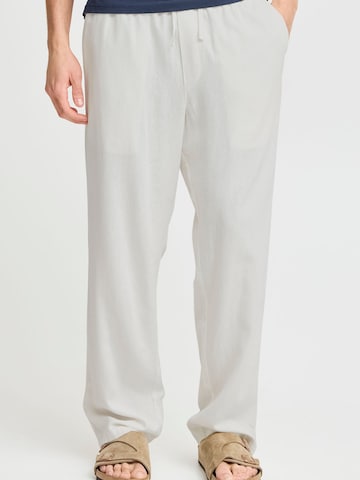 Loosefit Pantalon 'Alann Allan' !Solid en blanc : devant