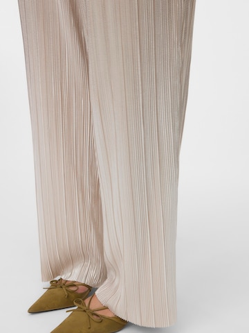Vero Moda Curve Wide leg Trousers 'VMCduvi' in Beige