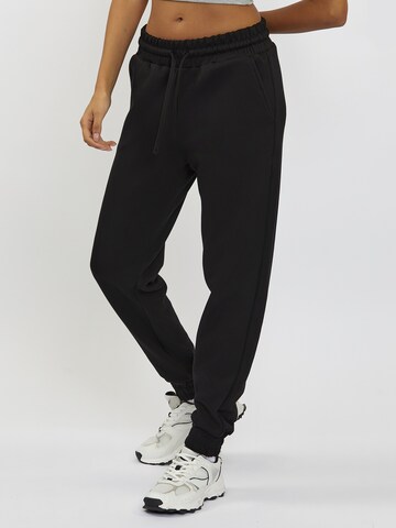 FRESHLIONS Tapered Pants in Black: front