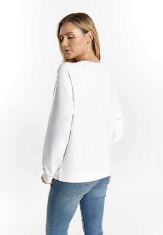 usha BLUE LABEL Sweatshirt 'Fenia' i vit