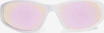 Lunettes de soleil Bershka en blanc : devant