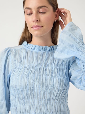 Chemisier 'YASRava Smok' YAS en bleu