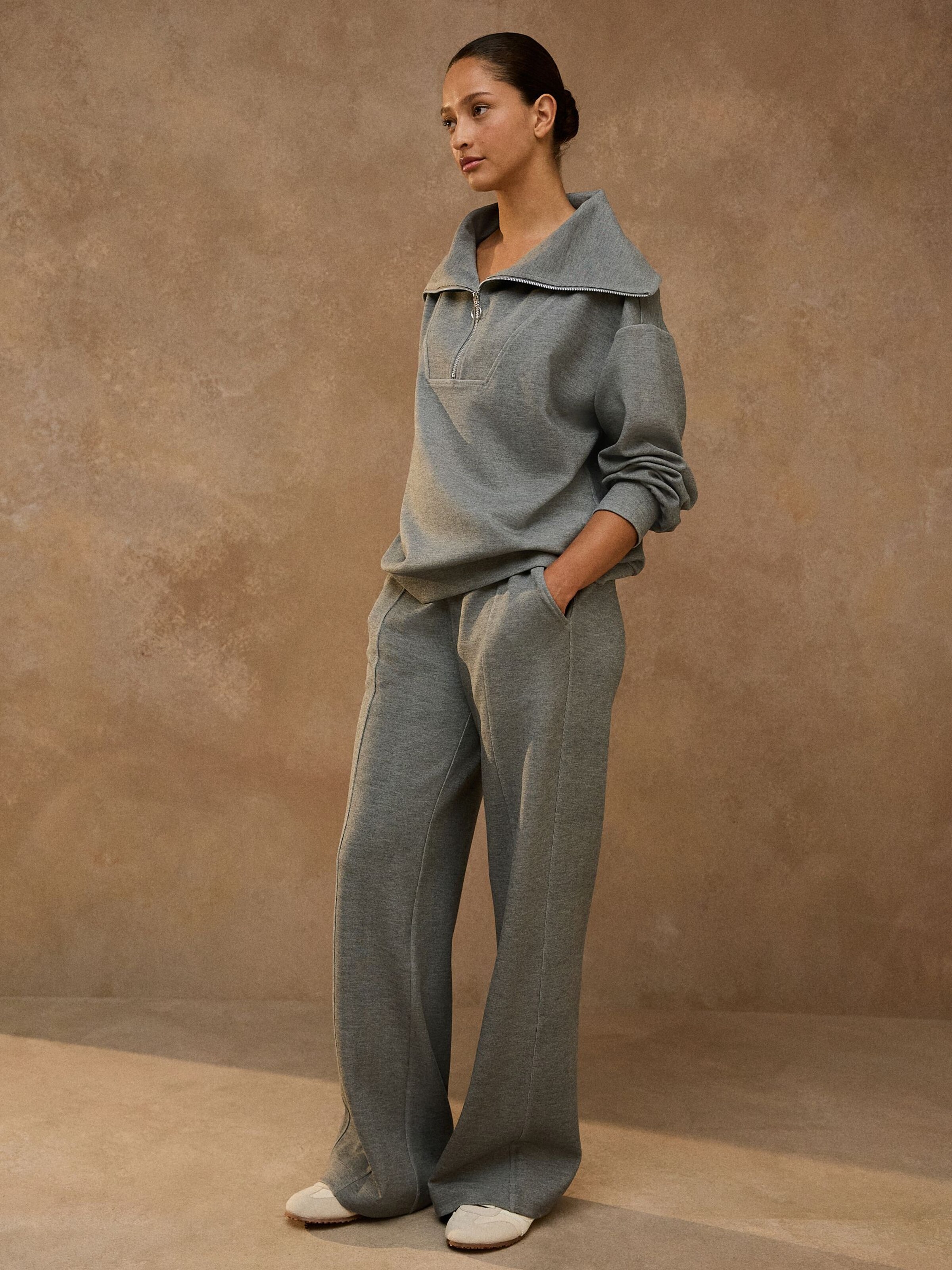 Wide leg Pantaloni 'Premium' di Next in grigio