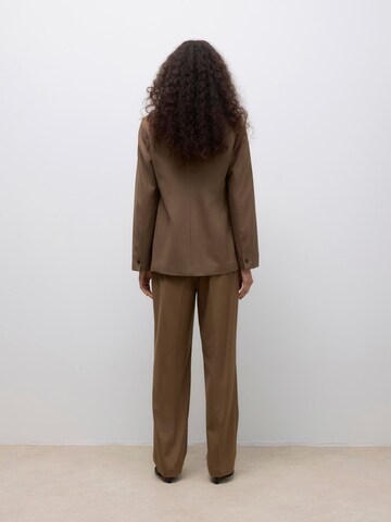 VERO MODA - regular Pantalón plisado 'AWTEELA' en marrón