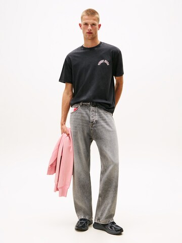 Tommy Jeans Póló 'NOVELTY' - fekete