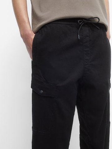 Pull&Bear Slimfit Kargo hlače | črna barva