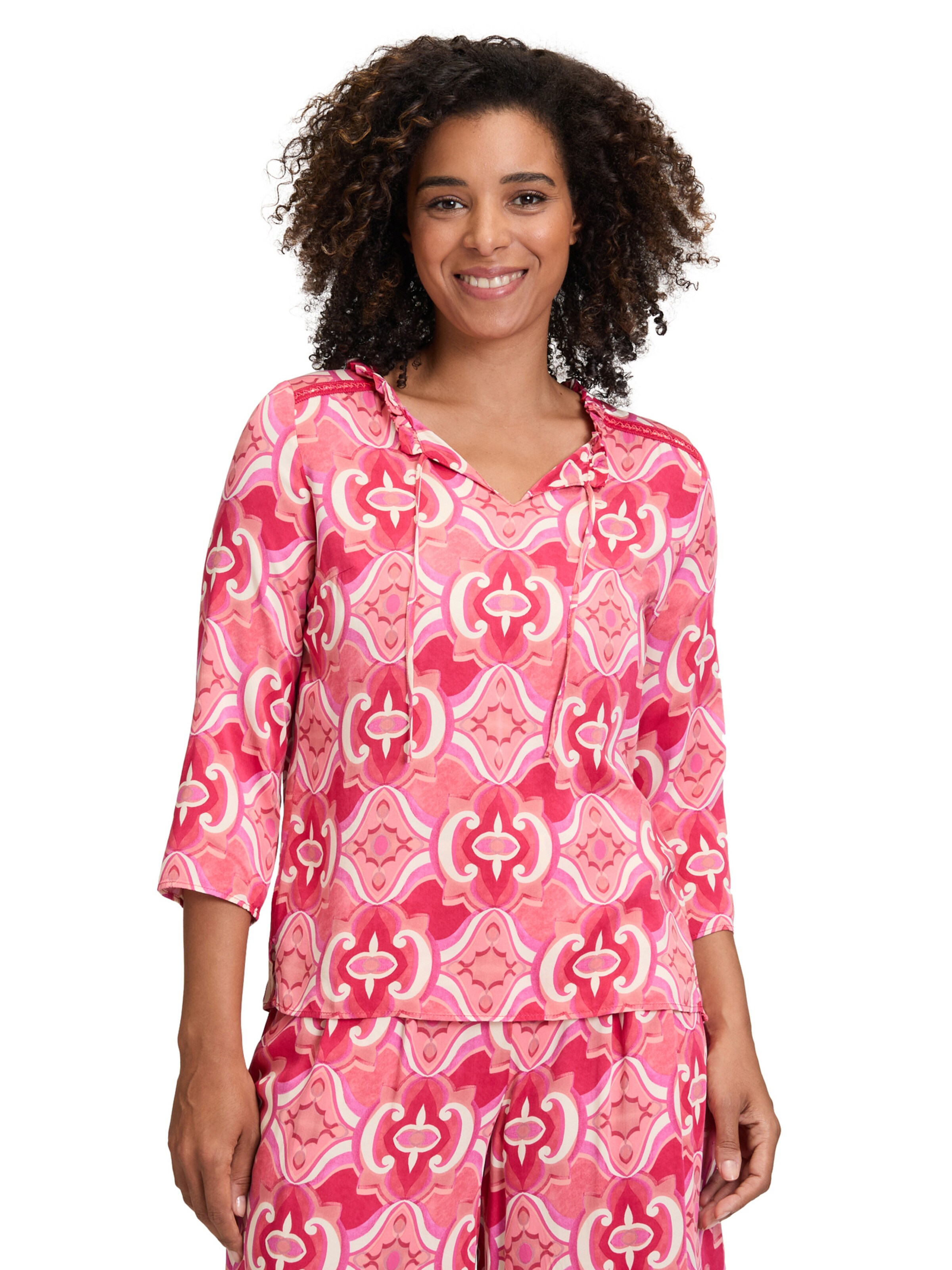 Cartoon Blouse in Red: front