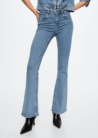 MANGO Flared Jeans in Blau: predná strana