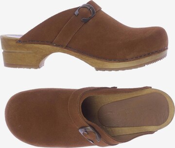 SANITA Sandals & High-Heeled Sandals in 38 in Brown: front