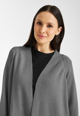 Frieda & Freddies NY Strickjacke in Grau