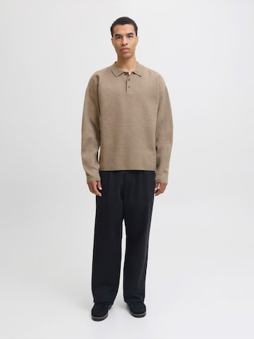 Jack & Jones Premium Tröja 'JPRBLABRADFORT' i brun