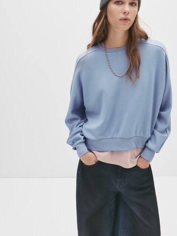 Pull&Bear Collegepaita värissä sininen: etupuoli