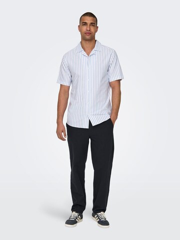 Coupe regular Chemise 'ALVARO' Only & Sons en bleu