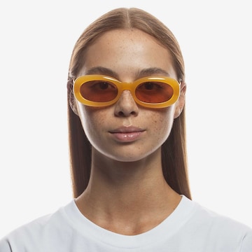 Lunettes de soleil 'Outta Trash' LE SPECS en jaune : devant