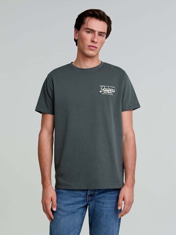 Scalpers Shirt ' ' in Green: front