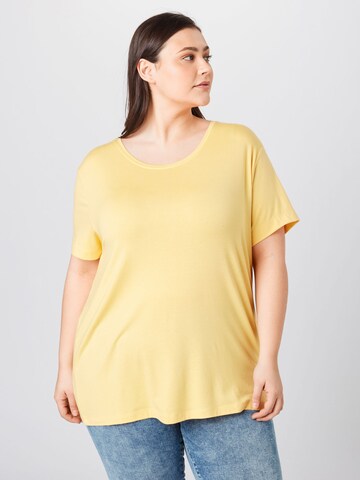 T-shirt ONLY Carmakoma en jaune : devant