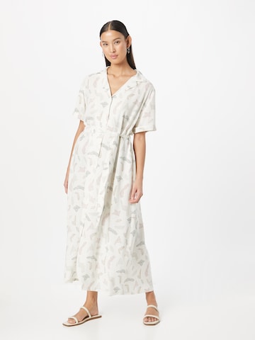 Brava Fabrics Платье-рубашка 'Maria' в Белый: спереди