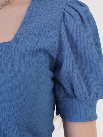Bigdart Blouse in Blue