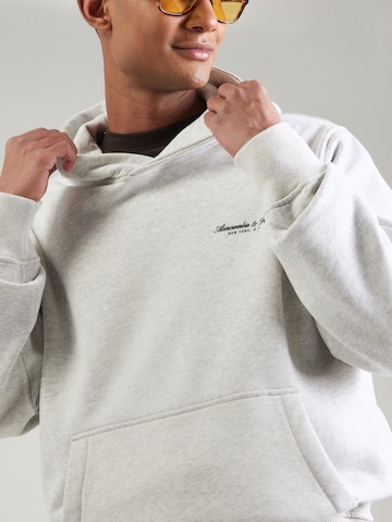 Abercrombie & Fitch Sweatshirt in Grey
