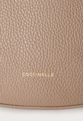 Borsa a tracolla 'MAVERY' di Coccinelle in grigio