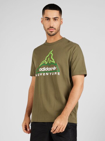 ADIDAS ORIGINALS - Camisa 'Adventure Graphic' em verde: frente