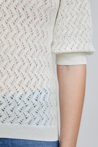 b.young Sweater in Beige