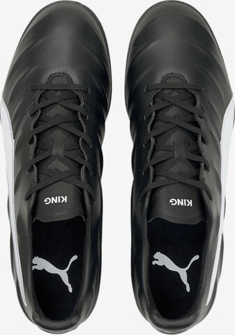 Scarpa da calcio 'King Pro 21' di PUMA in nero