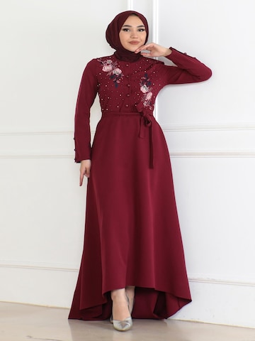 MODAMIHRAM Dress in Red: front