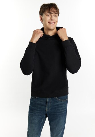 MO Sweatshirt in Black: front